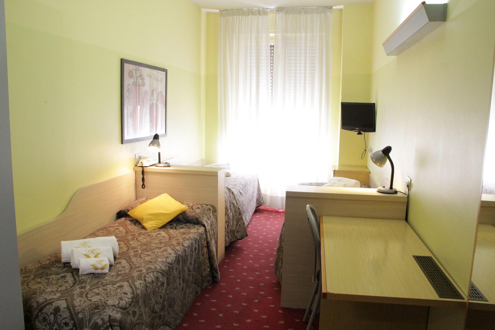 Hotel Lugano Милан Экстерьер фото