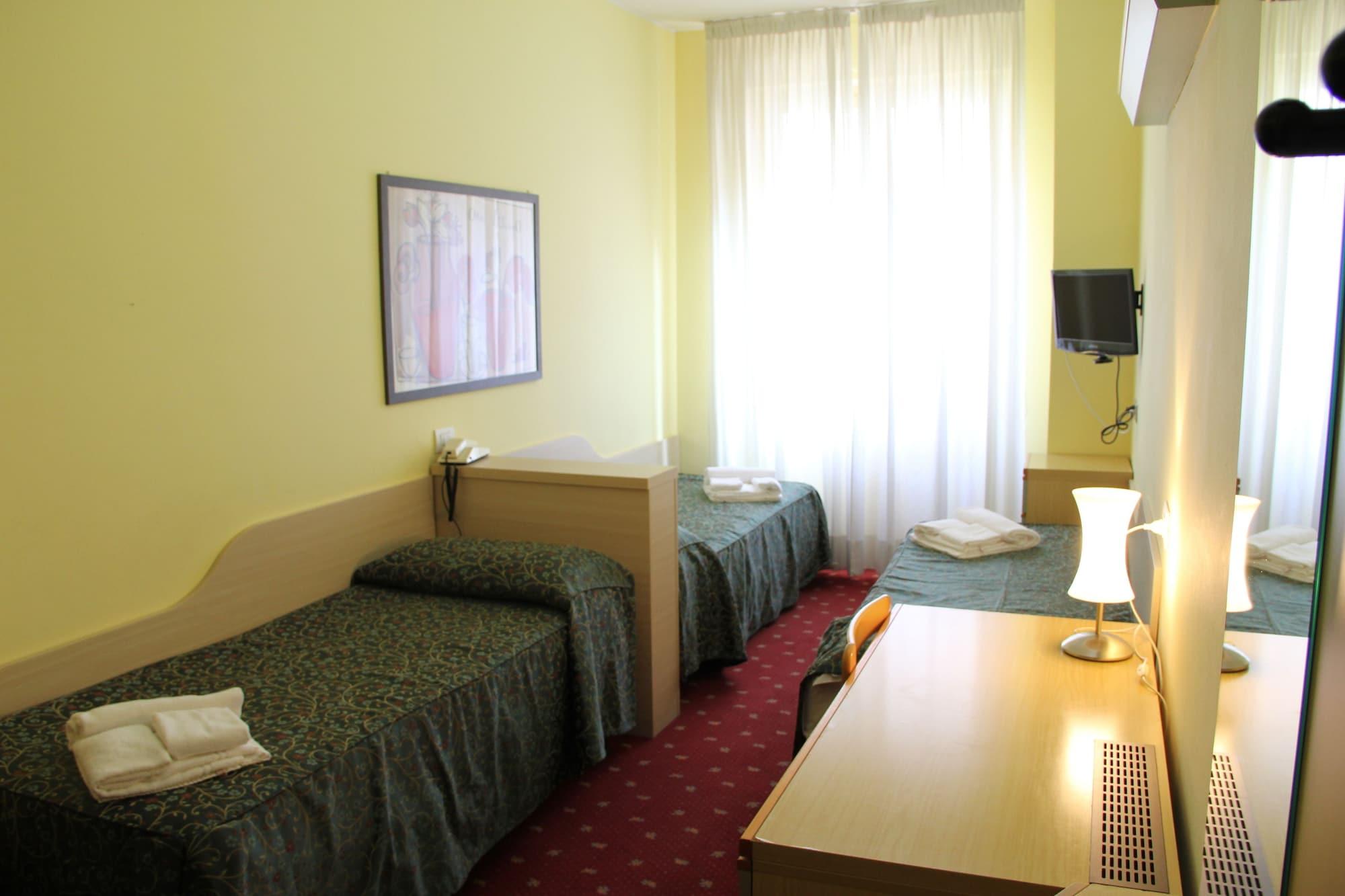Hotel Lugano Милан Экстерьер фото