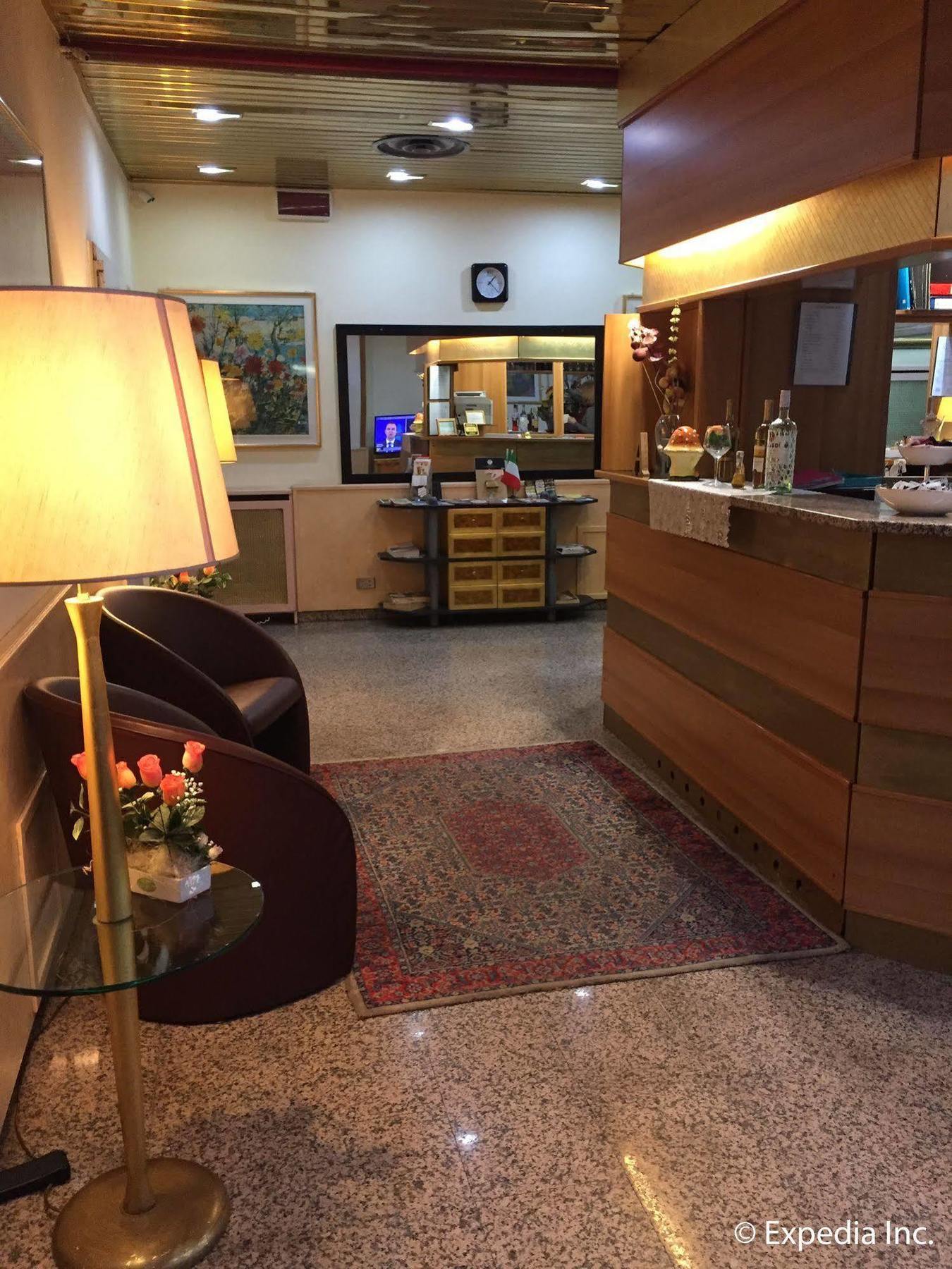 Hotel Lugano Милан Экстерьер фото