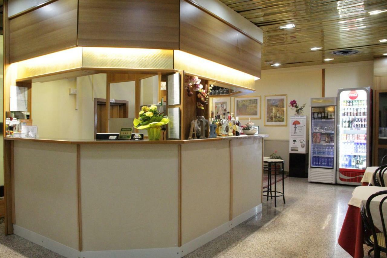 Hotel Lugano Милан Экстерьер фото